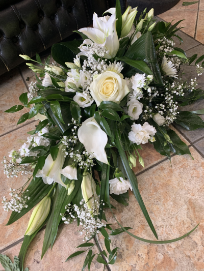 Modern Tied Sheaf - Modern tied sheaf in white shades. At ##SHOP## we are delighted to present this product available for flower delivery in ##AREA## and surrounding areas.