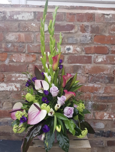 The Bold Statement - Large front facing arrangement perfect for any party or event